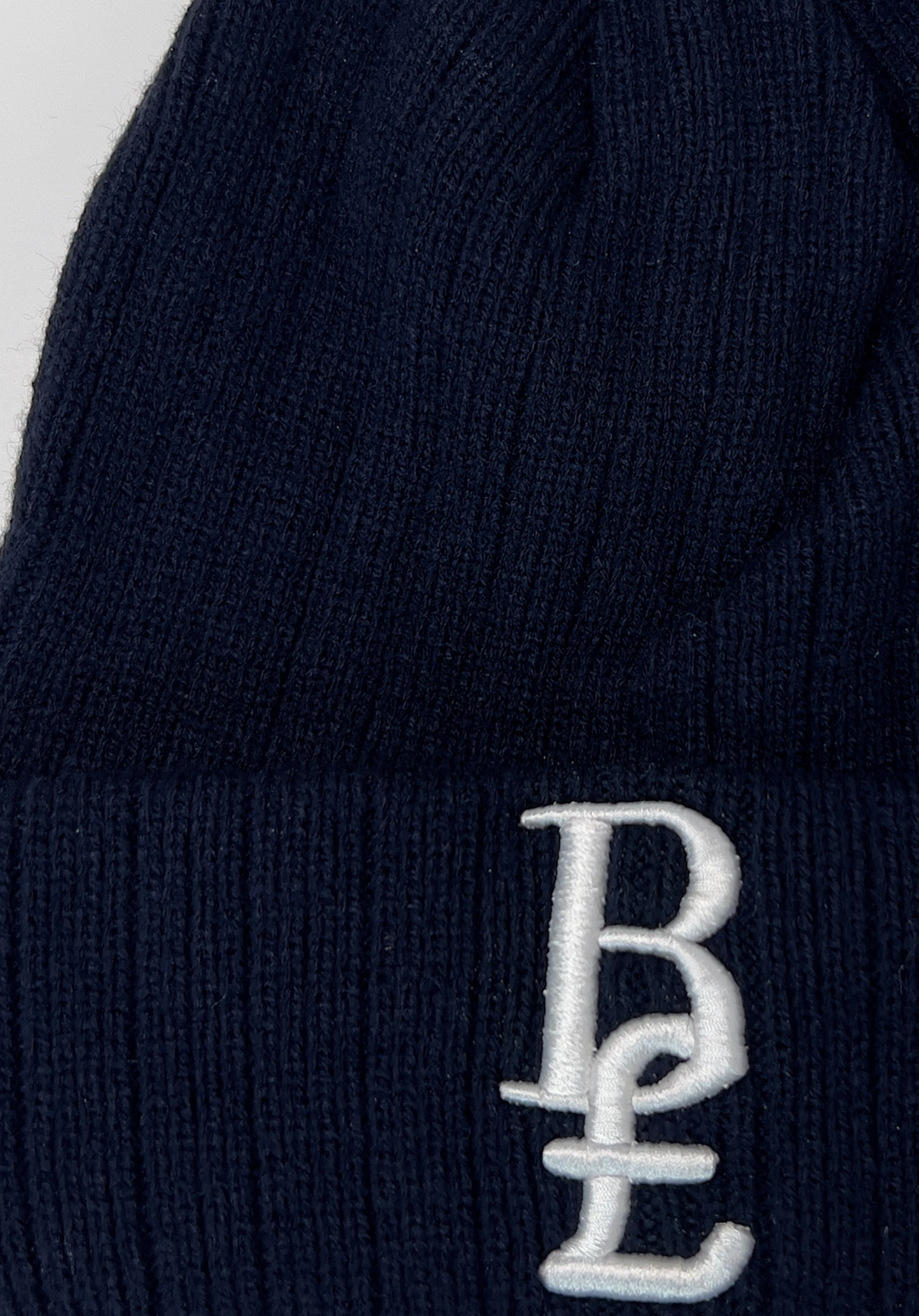 B£ SIGNATURE BEANIE