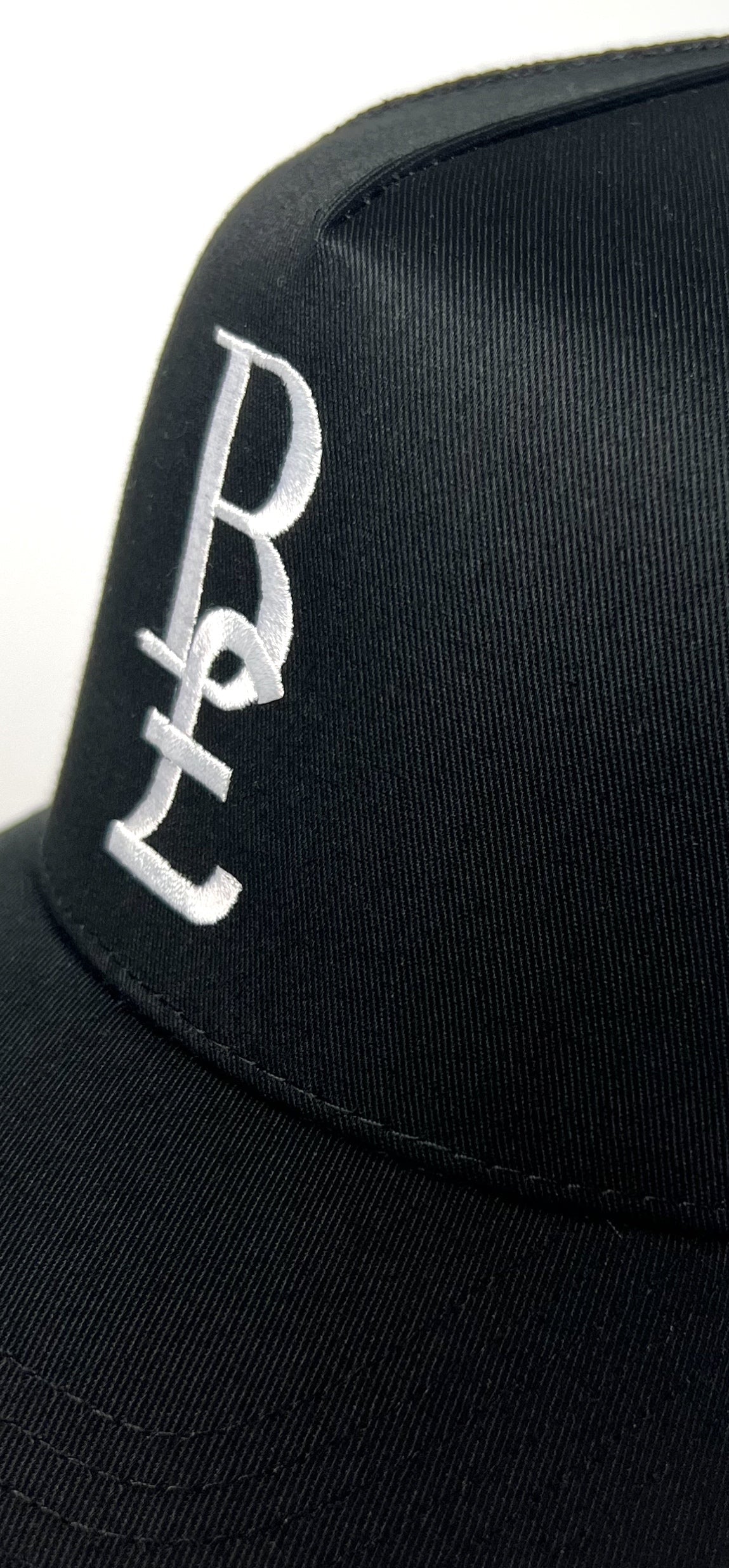 B£ BIG POUNDS TRUCKER HAT